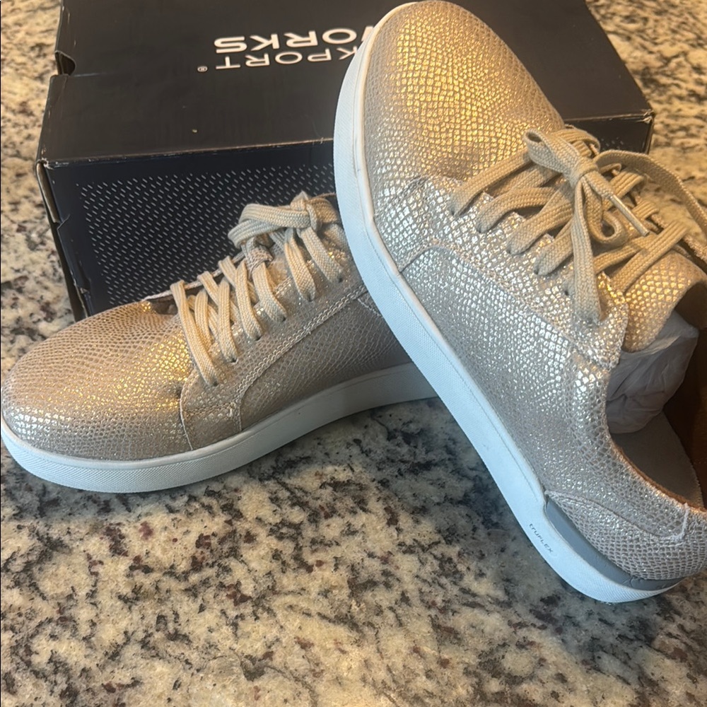 Rockport Women's Gold Sneakers